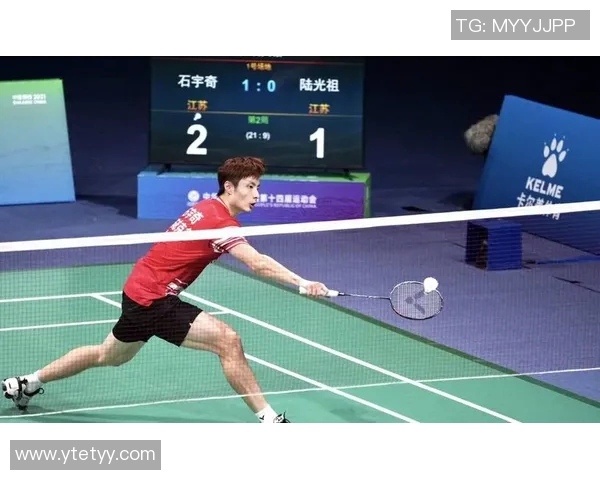 南京足球队在世锦赛中的默契配合与战术分析展现出球队的实力与潜力