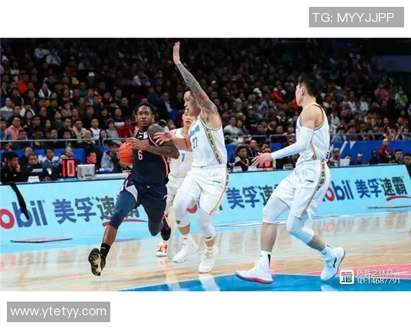 南京足球队与广州足球队赛后复盘分析比赛节奏与关键时刻的深度解读 南京足球队与广州足球队赛后复盘分析比赛节奏与关键时刻的深度解读