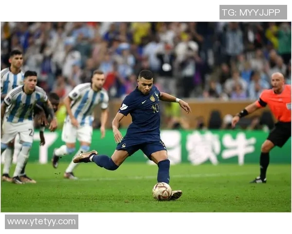 姆巴佩携手全球品牌推出全新广告展现足球魅力与青春活力