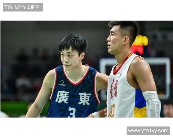 广州篮球队与武汉篮球队赛后复盘分析比赛节奏与战术执行的关键因素 广州篮球队与武汉篮球队赛后复盘分析比赛节奏与战术执行的关键因素