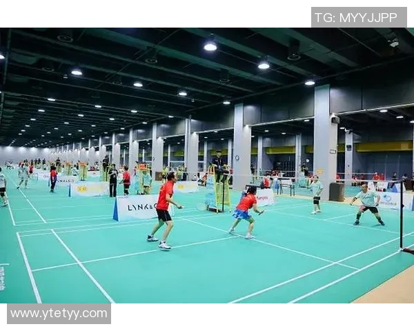 成都羽毛球队在锦标赛中的精彩表现与状态分析 成都羽毛球队在锦标赛中的精彩表现与状态分析